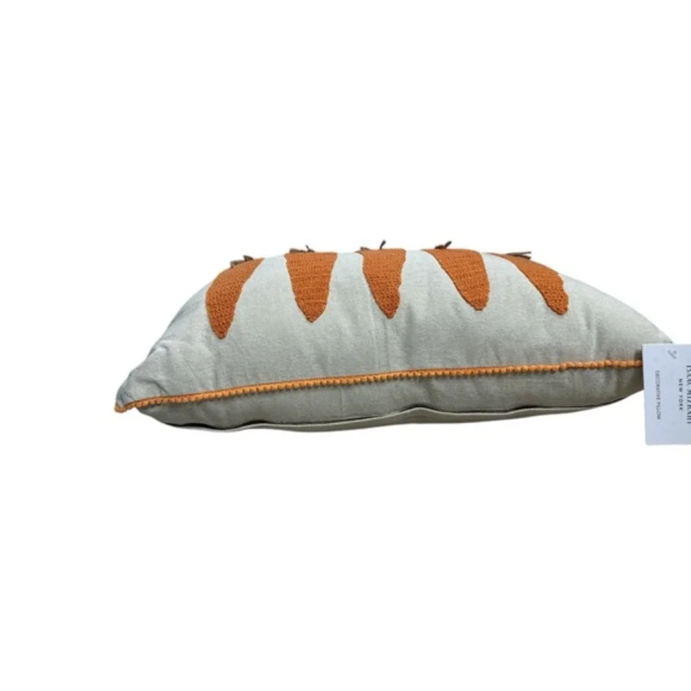 Isaac Mizrahi Decor Pillow Spring Carrots Garden Home Cozy Rectangle‎ New Nwt